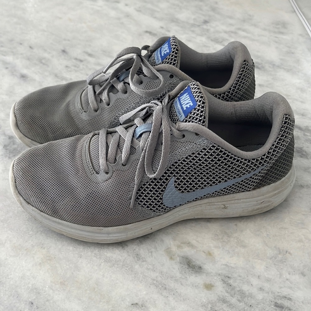 Nike Shoes 7.5 Women’s